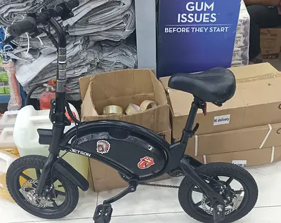 Kids Black Stunt Bicycle, Perfect for Mini Riders!