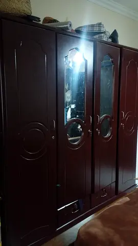 Spacious Wooden Wardrobe with Mirrors