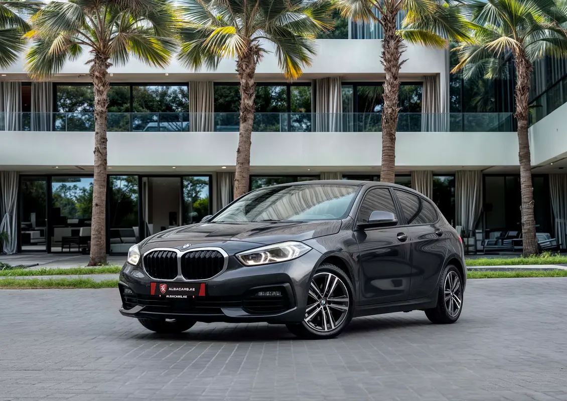 BMW 1-Series 2021 — photo 1 of 14