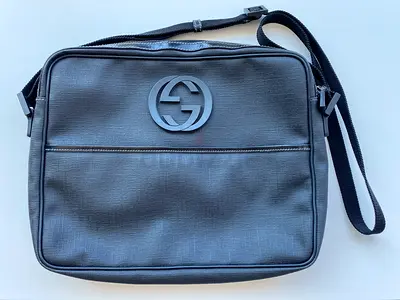 Gucci messenger/laptop Bag