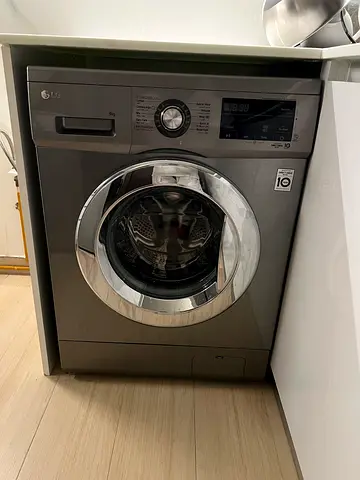 Lg 9kg  washing Mashine for sale