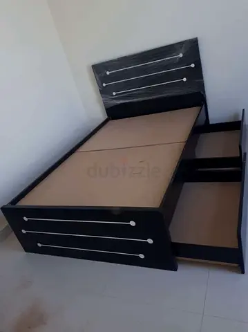 Stylish Black Queen Size Bed with Storage Drawers