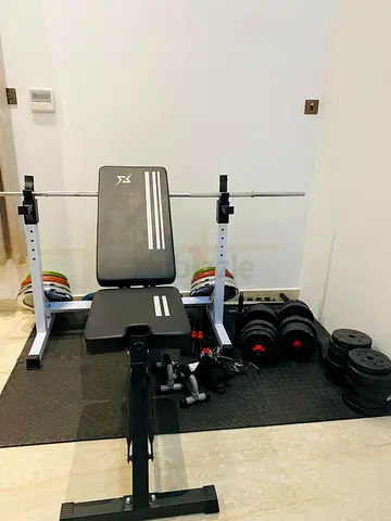 High-Quality Adjustable Weight Bench with Dumbbells