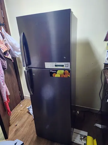 Super General Refrigerator Freezer 330 Litter