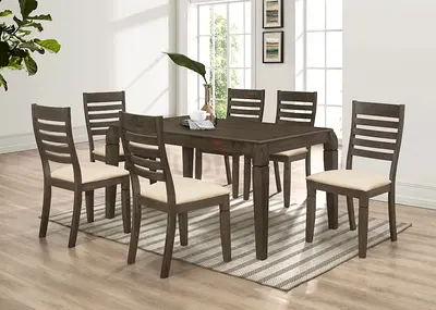 Dining table brand new selling with chair