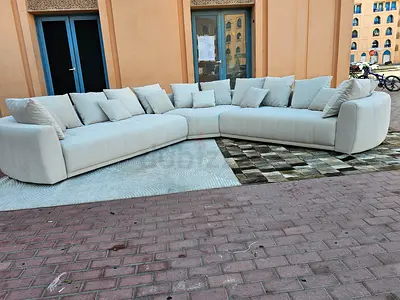 Chattelsmore Olta Amazing Condition Sofa Beige
