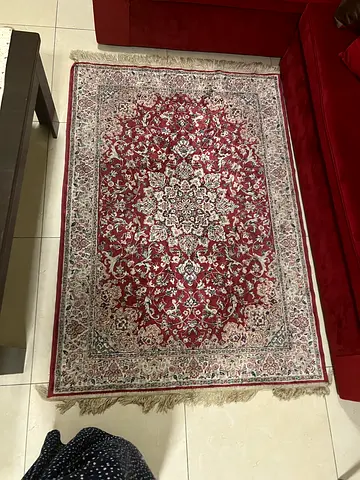 Elegant Traditional Persian Carpet in Deep Red slim not thick and soft