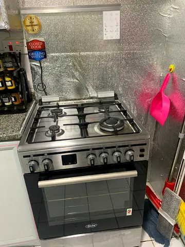 Cooker 4 Burners