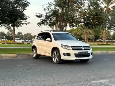 2015 Volkswagen TIGUAN — фото 4