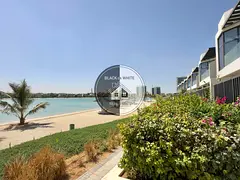 4 BR Beachfront Villa in Marbella, Mina Al Arab