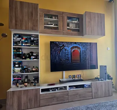 IKEA TV Unit - خزانة تلفزيون
