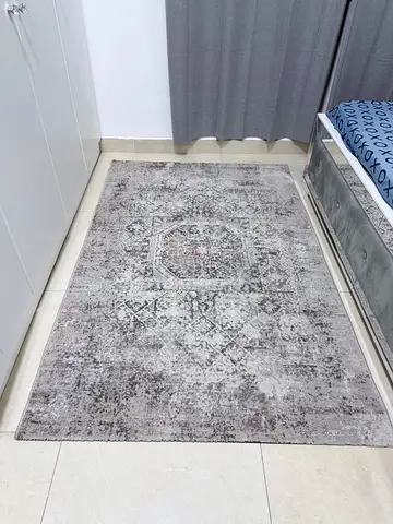 Gray Carpet - 120 X180