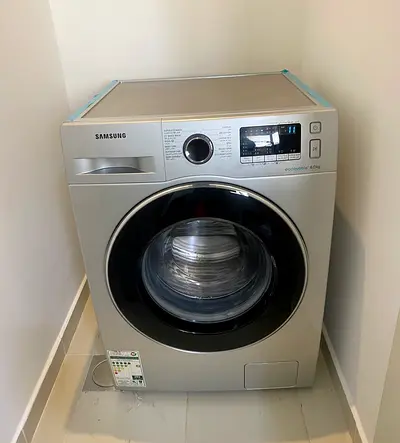 Samsung 8 kg washing machine same like new free delivery installation with warranty please call and