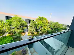 Elegant 3bhk townhouse with garden and gym pool