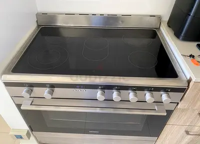 Siemens Electric cooker very good condition and working with warranty 6 months