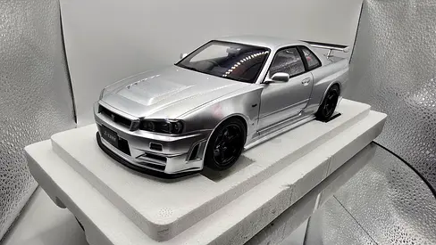 Rare 1:18 Autoart Nissan Skyline GT-R R34 Diecast Model