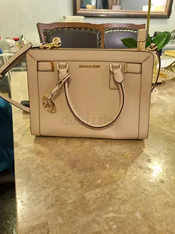 Micheal Kors hand bag