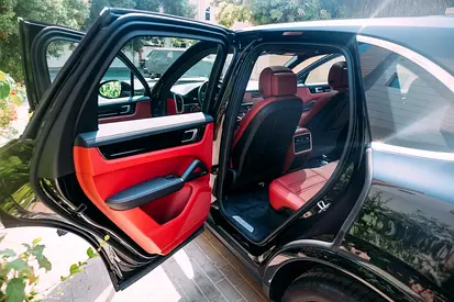 صورة 8 لـ 2020 Porsche CAYENNE