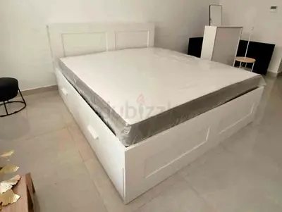 IKEA brimness king size bed with headboard+ 4 big storage drawers underneath with IKEA mattress 180×