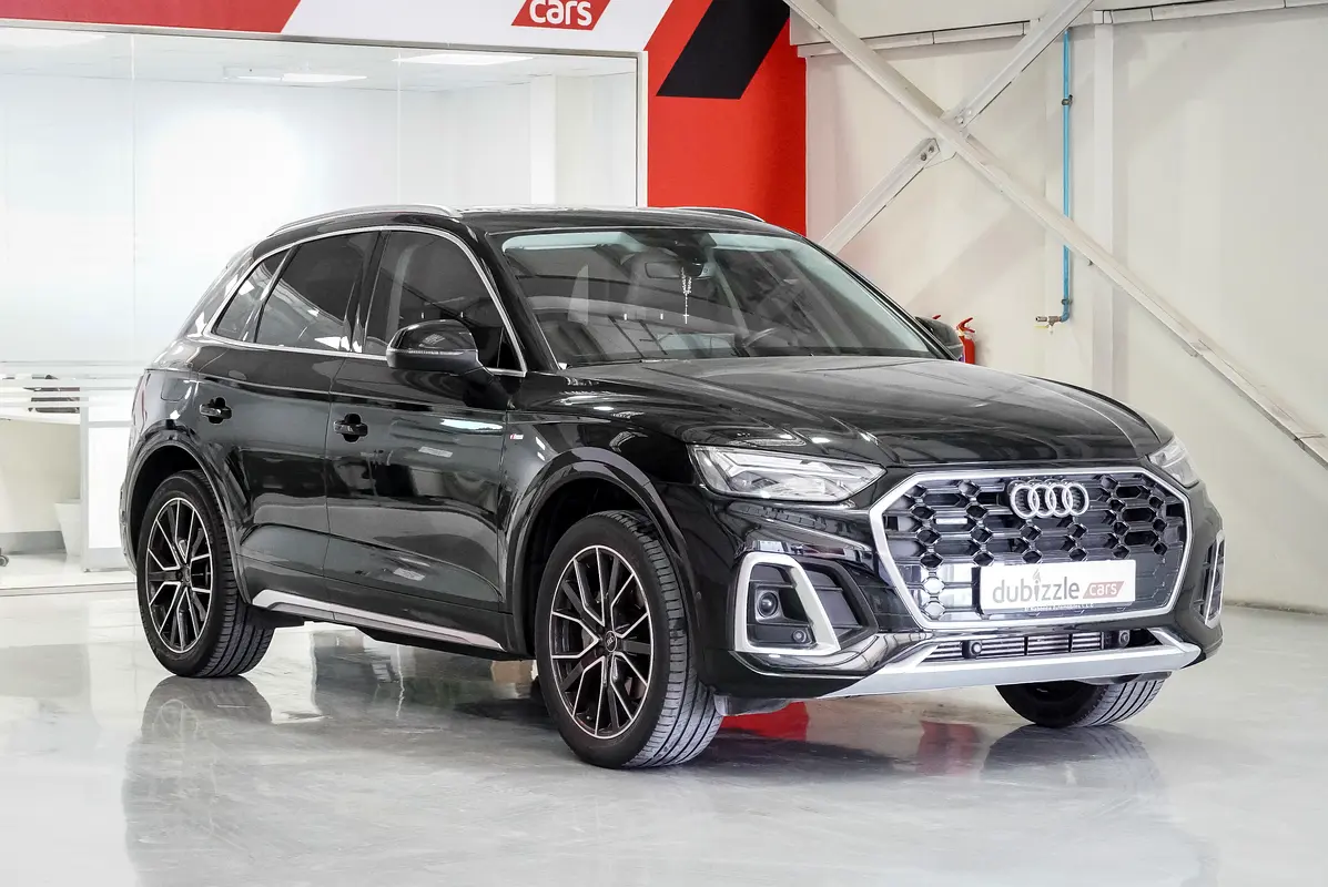 Audi Q5 2022 — photo 1 of 15