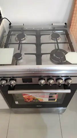 Modern Gas Oven with 4 Burners for Sale