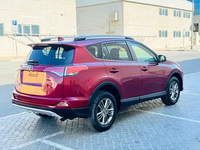 2018 Toyota RAV 4 — фото 2