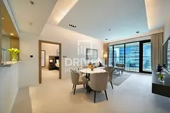 Park View | Luxury Apt with Balcony | Mid Floor