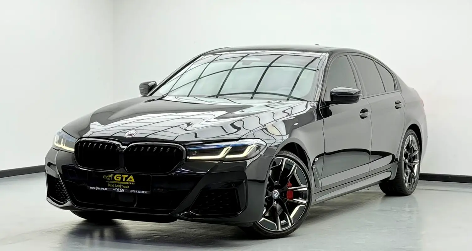 BMW 5-Series 2023 — photo 1 of 17