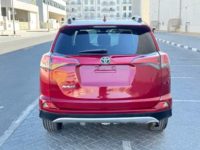 2018 Toyota RAV 4 — фото 4