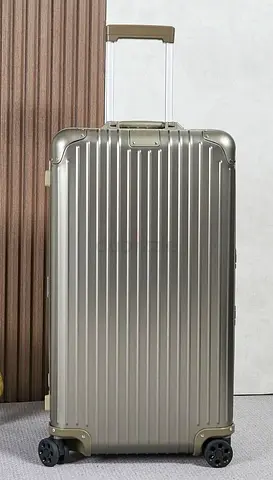 Trunk size full Aluminium Roller luggage