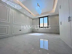 High-Quality Finish | Contemporary Living