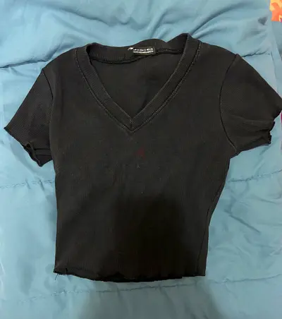 Stylish Black Ribbed Top