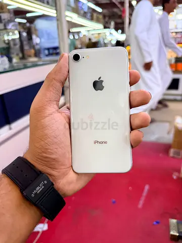 IPHONE 8 64 GB