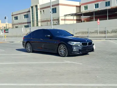 AED 1390/month | 2018 BMW 5-Series 530i M-Kit | GCC Specs | Ref#403703