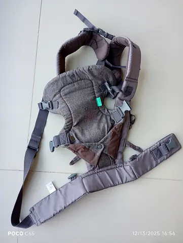 Comfortable Baby Carrier for Easy Travel