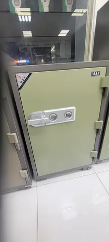 I selling new safe locker 210 kg office
