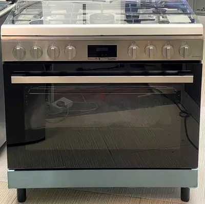 Bosch full gas latest model size 90cm
