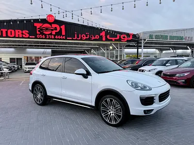 صورة 2 لـ 2015 Porsche CAYENNE