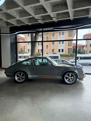 صورة 6 لـ 1977 Porsche 911