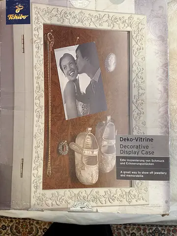 Beautiful Decorative Display Case for Cherished Memories