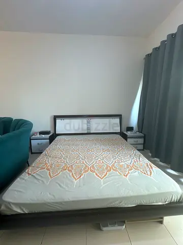 Stylish and Comfortable Bed for Sale with mattress and side table