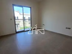 Ready To Move In!! Corner 4BR Perfect For Families