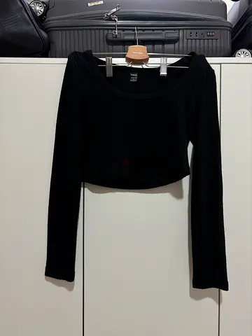Stylish Black Long Sleeve Top