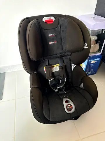 britax toddler car seat in great condition