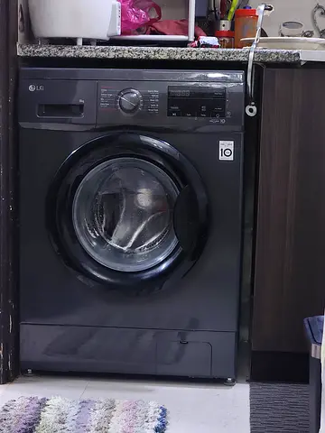 LG WASHING MACHINE 8KG