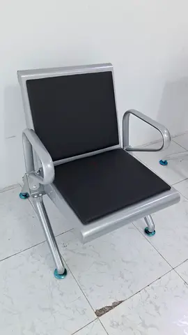 Heavy-duty metal waiting chair