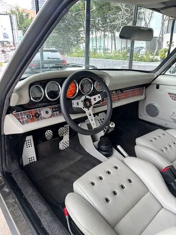 صورة 7 لـ 1977 Porsche 911
