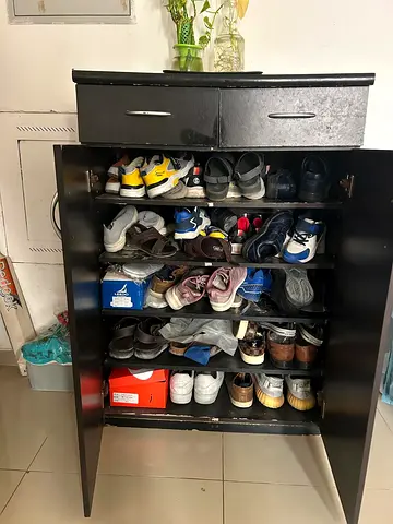 Stylish Shoe Cabinet for Sale - Perfect for Organizing Your Footwear