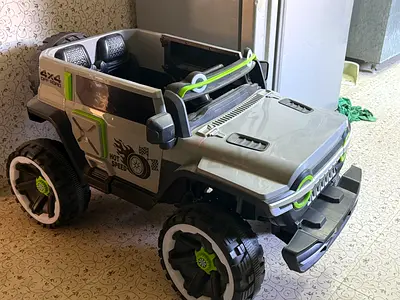 Kids 4x4 Battery Operated Ride On Car