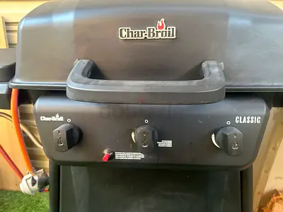 Char-Broil Gas Grill with free cover